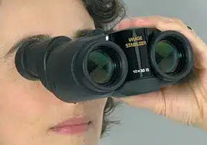 دوربین دوچشمی لرزه گیر دار